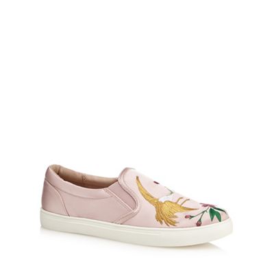 Pink floral embroidered shoes
